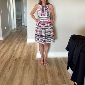 Nine West Summer Dress, Size 8, with Pockets!